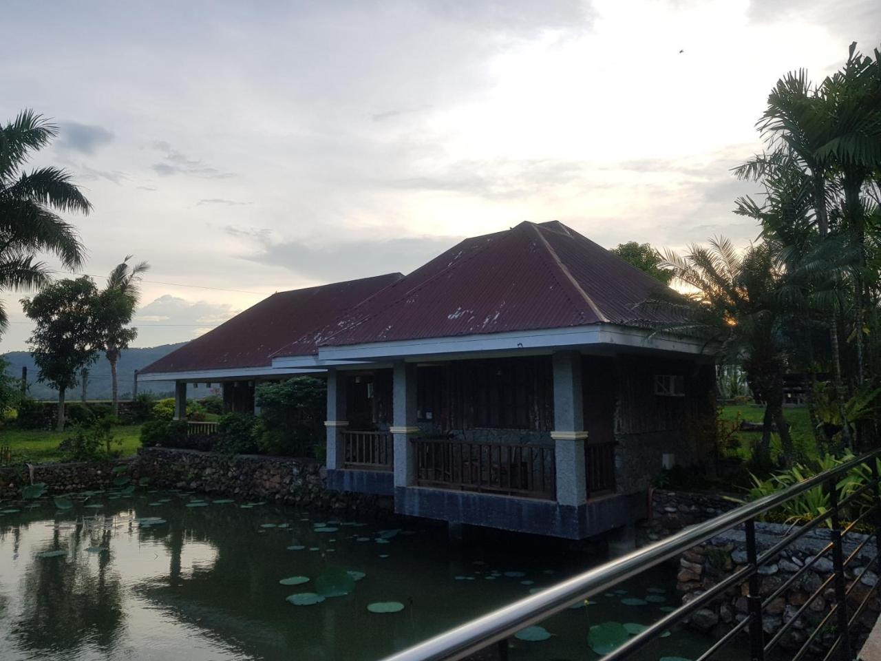 Palaisdaan Hotel And Restaurant Bagabag Exterior photo
